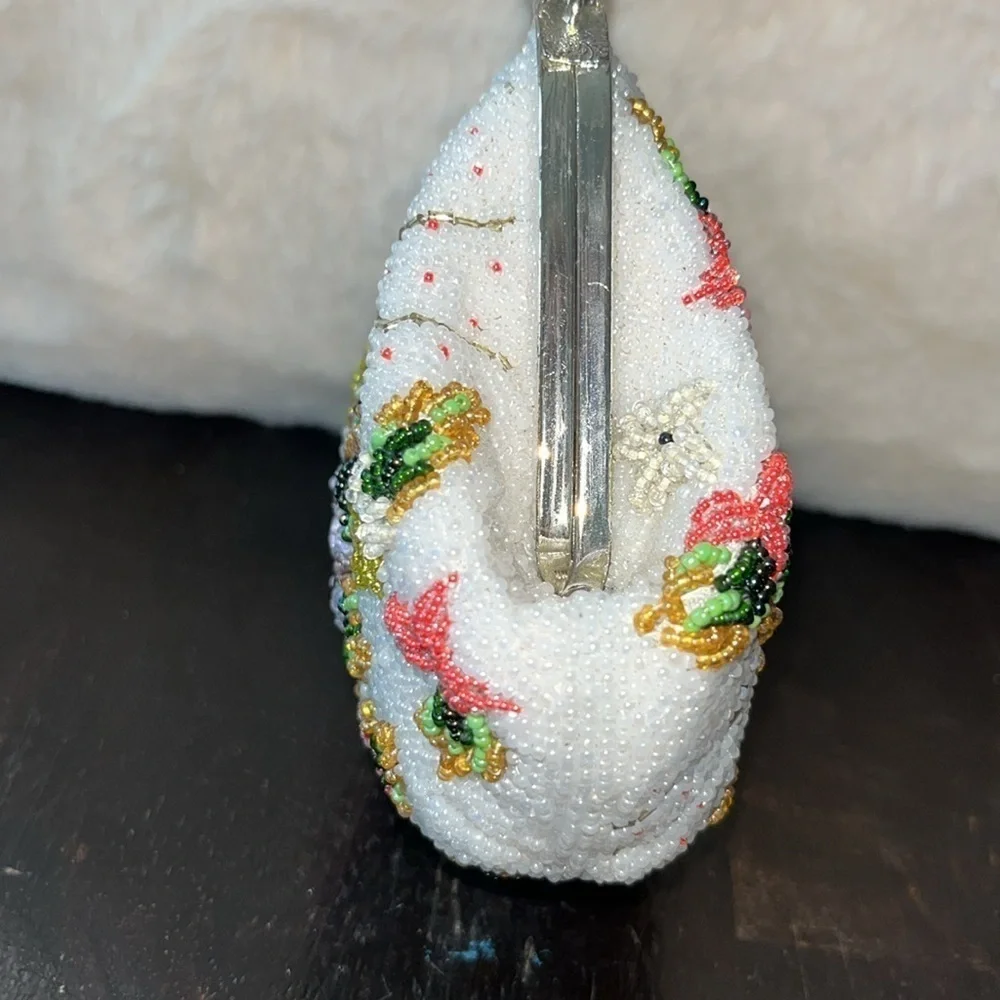 Vintage all beaded clutch bag white with flowers dainty delicate feminine pretty